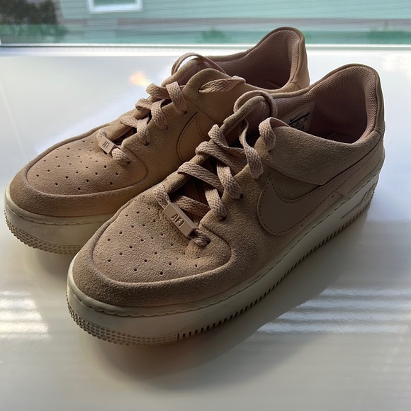 blush af1